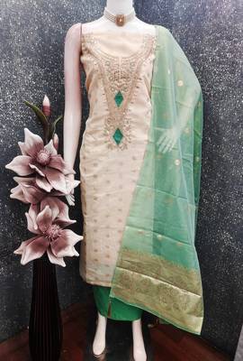 off white weaved shimmer butti unstitched dress material  4