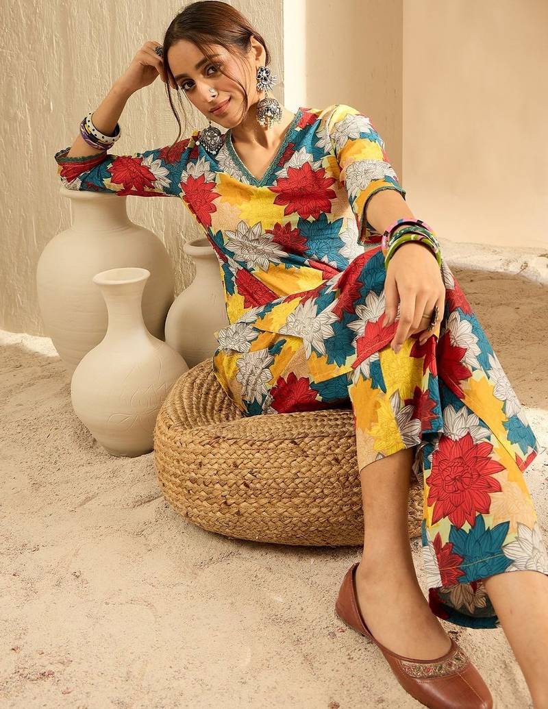 Women Floral Printed Regular Pure Cotton Kurta with Palazzos