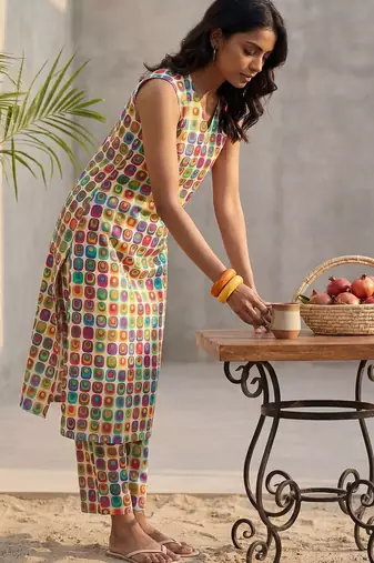 Women Printed Regular Pure Cotton Kurta with Trousers