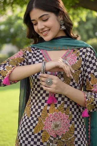 Women Printed Regular Pure Cotton Kurta with Trousers & With Dupatta