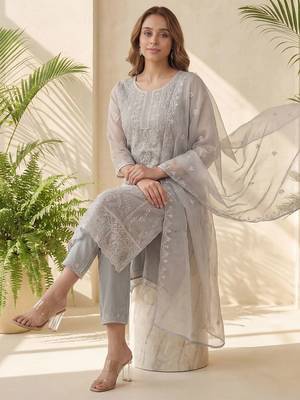 Women Ethnic Motifs Embroidered Regular Thread Work Kurta with Trousers & With Dupatta 1