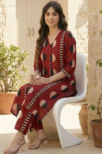 Women Printed Regular Pure Cotton Kurta with Trousers