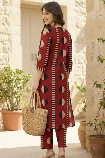 Women Printed Regular Pure Cotton Kurta with Trousers