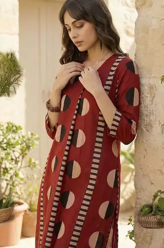 Women Printed Regular Pure Cotton Kurta with Trousers