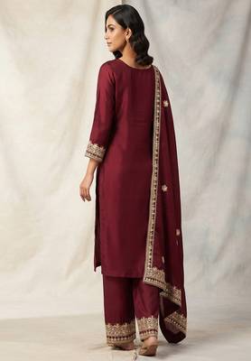 Maroon embroidered chanderi silk kurta set with dupatta 3