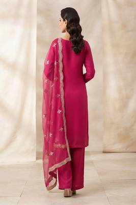 Ethnic motifs embroidered sequinned scalloped kurti with plazo & dupatta 3