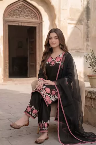 Party wear black colour  floral thread embroidery kurti set with farshi pant