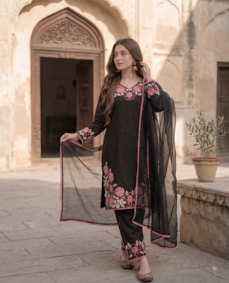 Party wear black colour  floral thread embroidery kurti set with farshi pant 3