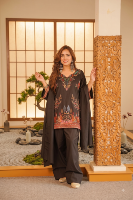 Festive wear thread work kurta with farshi pant & dupatta set 1