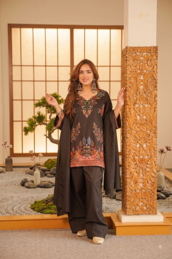Festive wear thread work kurta with farshi pant & dupatta set