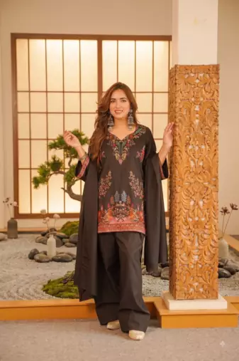 Festive wear thread work kurta with farshi pant & dupatta set