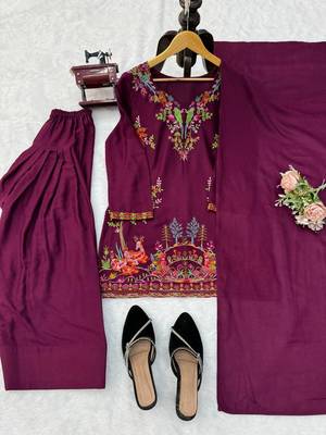 Festive wear thread work kurta with farshi pant & dupatta set 4