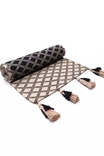 stave geometric cotton ivory table runner (6 seater)