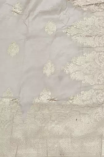 cream zari woven banarasi silk blend traditional saree with blouse piece