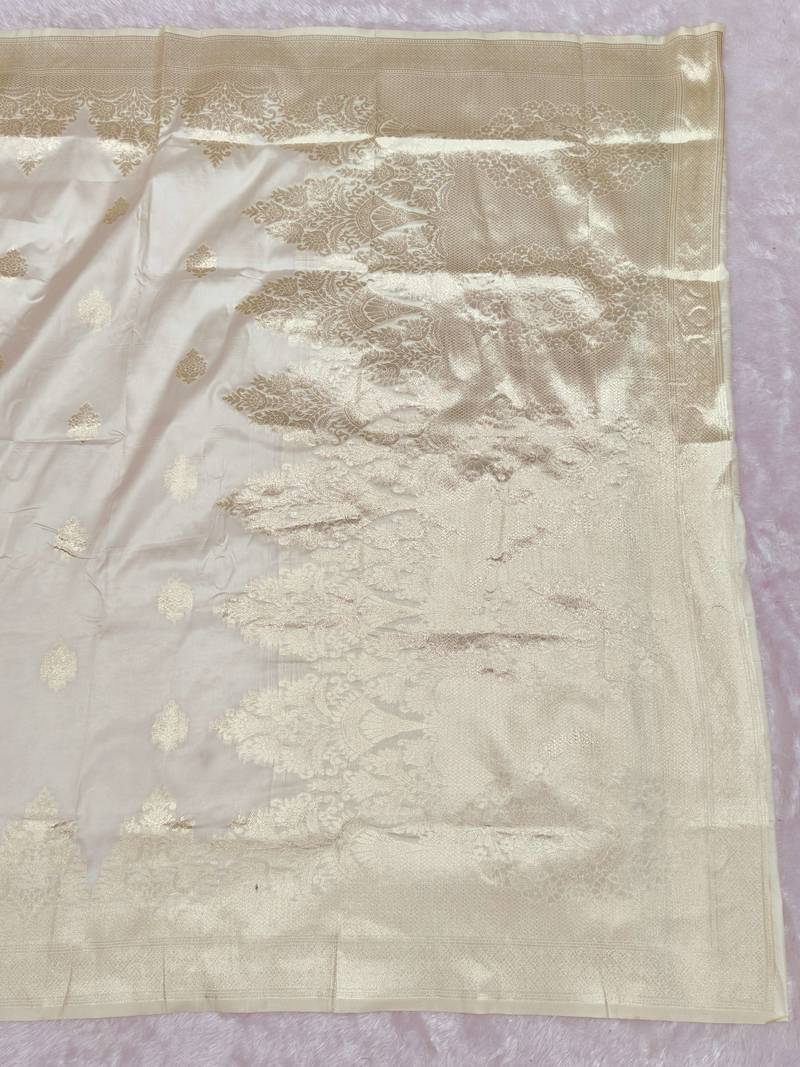 cream zari woven banarasi silk blend traditional saree with blouse piece