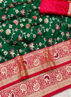 green zari woven banarasi silk blend traditional saree with blouse piece 3