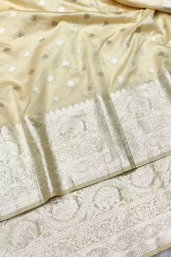 cream zari woven banarasi silk blend traditional saree with blouse piece
