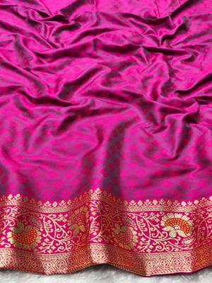mehendi zari woven banarasi silk blend traditional saree with blouse piece 4