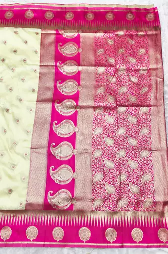 cream zari woven banarasi silk blend traditional saree with blouse piece