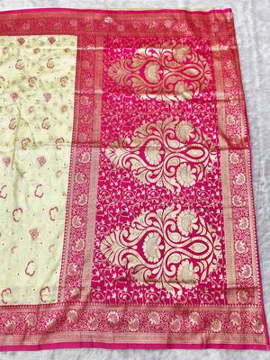 cream zari woven banarasi silk blend traditional saree with blouse piece 2