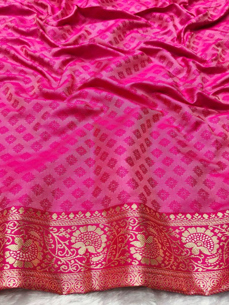 cream zari woven banarasi silk blend traditional saree with blouse piece