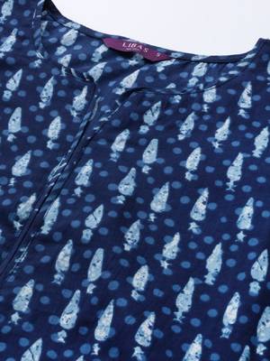 Women blue printed pure cotton kurta with palazzos & dupatta 2