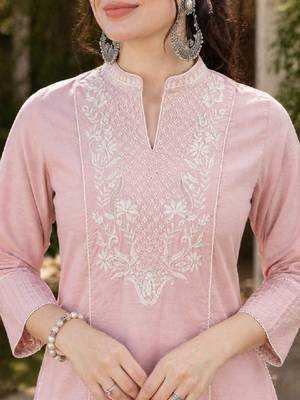 Women floral thread embroidered straight kurti 2