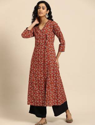 Women ethnic motifs printed kurta 1