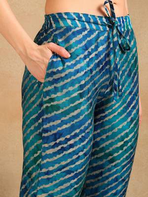 Ethnic motifs printed thread work straight kurta with trouser & dupatta 3
