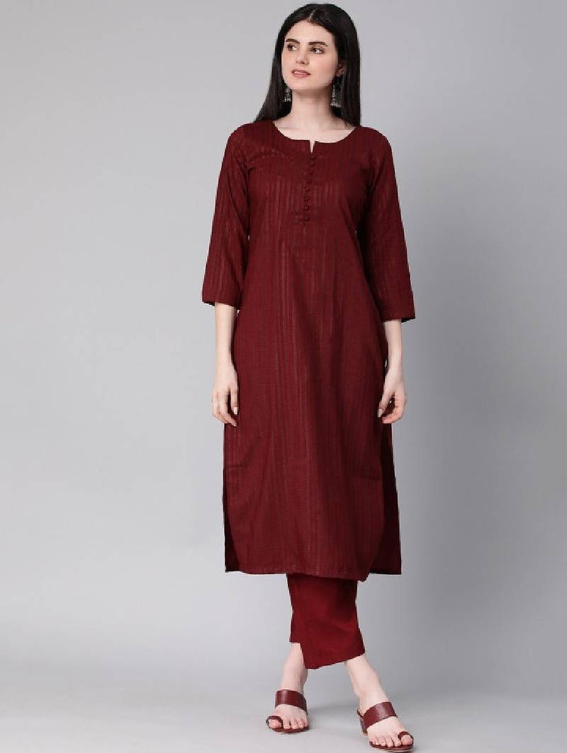 Striped round neck three-quarter sleeves thread work kurta with trousers