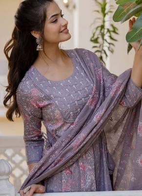 Women floral yoke design panelled aari work pure cotton kurta with trousers & with dupatta 1