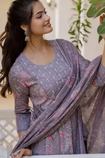 Women floral yoke design panelled aari work pure cotton kurta with trousers & with dupatta