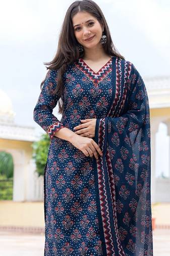 Floral printed straight kurta with trousers & dupatta