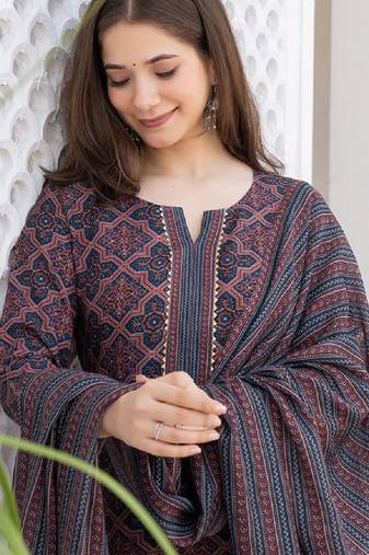 Ethnic motifs printed regular gotta patti straight kurta with trousers & dupatta
