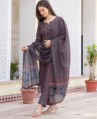 Ethnic motifs printed regular gotta patti straight kurta with trousers & dupatta 3