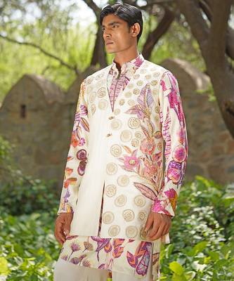 Off white pink embroidered cotton silk kurta jacket set 4