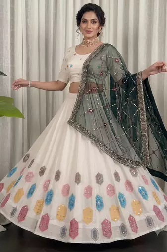 Women's Off-White Printed & Embroidered Chaniya Choli Set for 