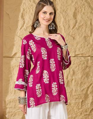Women printed topper with lace work  2
