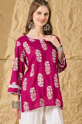 Women printed topper with lace work 