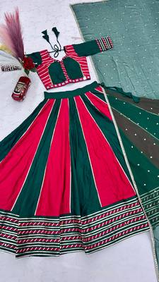 Green & Rani Pink Pure Cotton Chaniya Choli for Navratri with Real Hand Work & Dupatta 5
