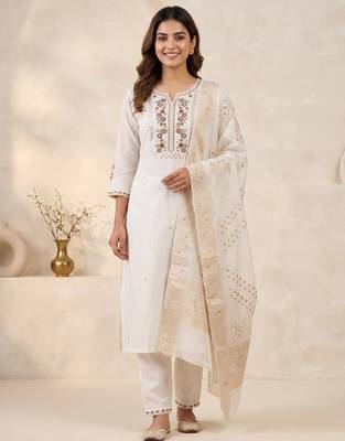 White viscose mango silk kurti pant set with jacquard dupatta 1