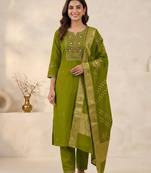 Green viscose mango silk kurti pant set with jacquard dupatta