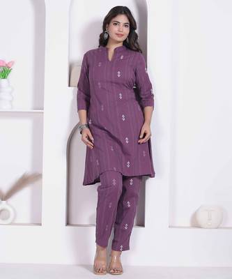 womens abstract printed wine kurta and palazzo 1