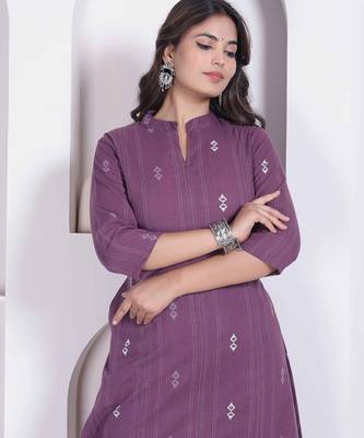 womens abstract printed wine kurta and palazzo 4