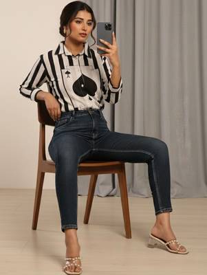 white print top 1