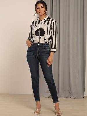 white print top 6