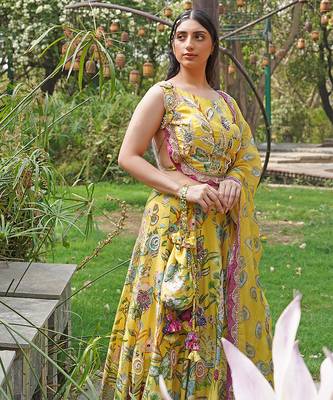 Yellow Embroidered Organza Silk Lehenga Set 2