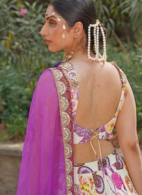 Ivory Magenta Embroidered Georgette Lehenga Set 3