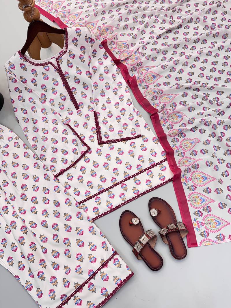 Whitenatural crepe farshi suit set