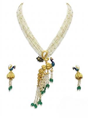 Traditional antique gold plated peacock kundan necklace set with pearl strands & green beads for wedding 4